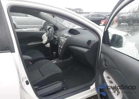 2009 Toyota Yaris z USA, uszkodzony, nr VIN JTDBT903191315444